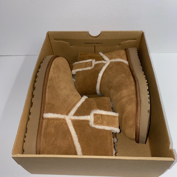 UGG Classic Mini Spill Sean Booties Size #8 - Picture 12 of 15